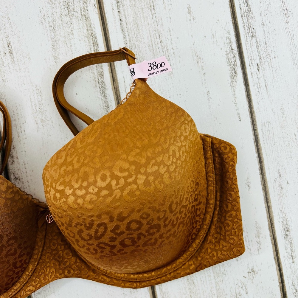 38DD Victoria’s Secret Body by Victoria Lined Demi Bra - Picture 3 of 7
